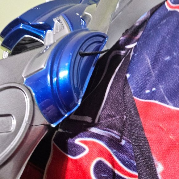 Vintage Hasbro Transformers Dark of the Moon Autobot Optimus Prime Costume MED - Picture 6 of 9